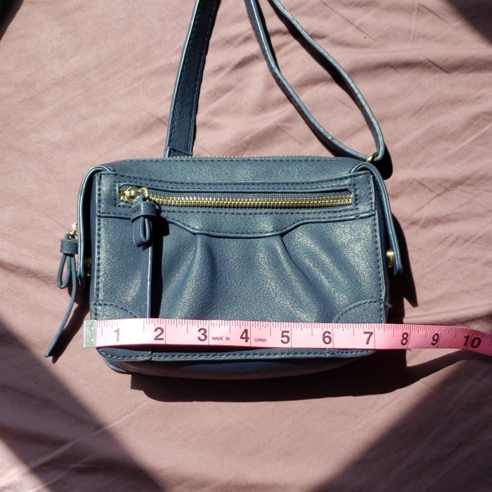 Blue Oasis Crossbody (Xbody) purse/bag - Picture 5 of 8